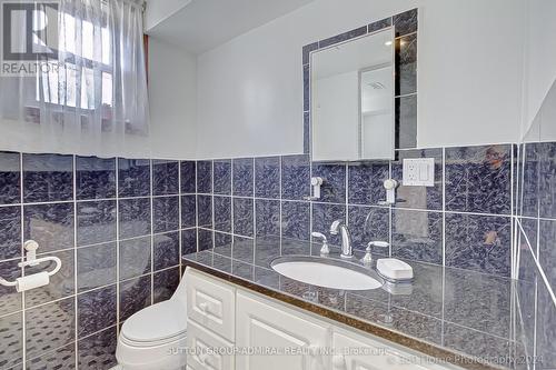 2 Romfield Drive, Toronto, ON - Indoor Photo Showing Bathroom