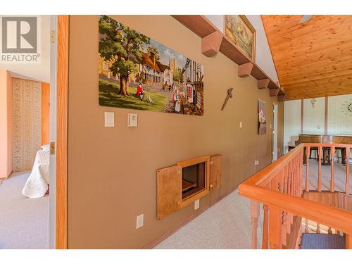 3461 30 Street Ne, Salmon Arm, BC - Indoor Photo Showing Other Room