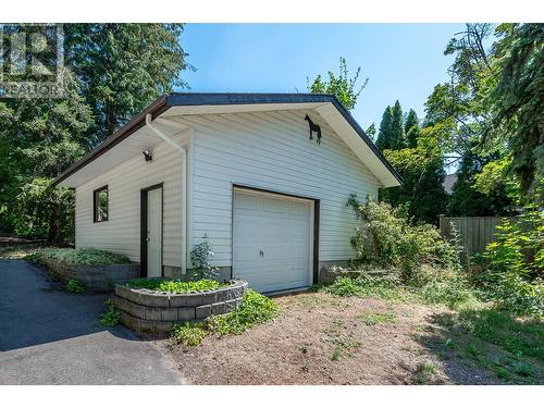 3461 30 Street Ne, Salmon Arm, BC - Outdoor With Exterior