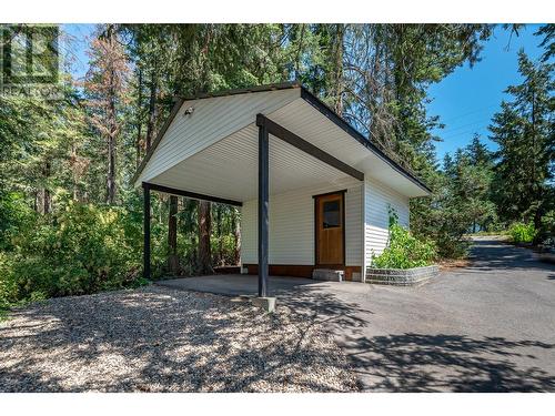 3461 30 Street Ne, Salmon Arm, BC - Outdoor