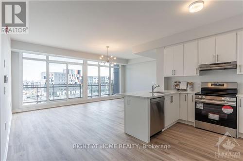 502 - 397 Codd'S Road, Ottawa, ON - Indoor Photo Showing Kitchen