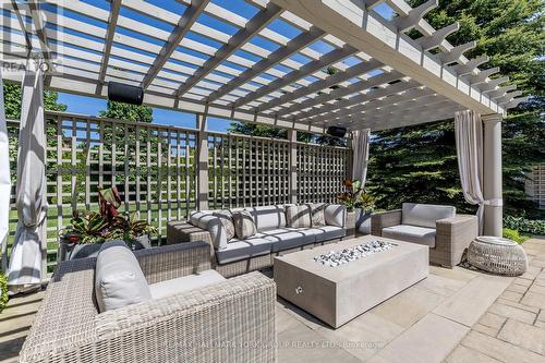 12 Sandy Ridge Court, Whitchurch-Stouffville, ON - Outdoor