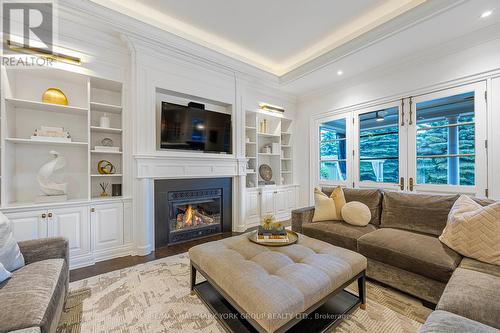 12 Sandy Ridge Court, Whitchurch-Stouffville, ON - Indoor Photo Showing Living Room With Fireplace