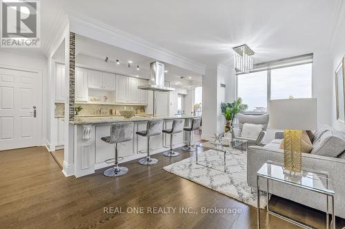 1762 - 23 Cox Boulevard, Markham, ON - Indoor Photo Showing Living Room