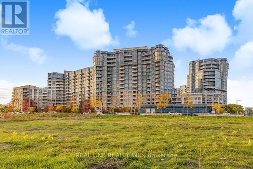 1762 - 23 Cox Boulevard, Markham, ON - Outdoor With Facade