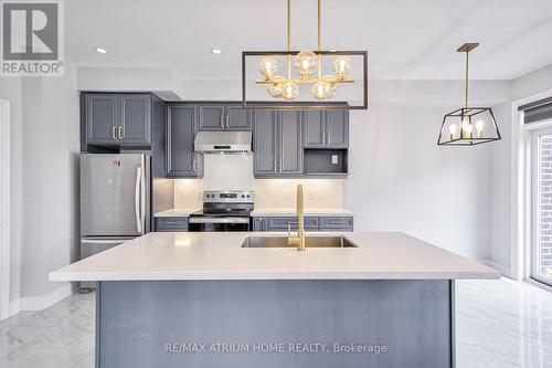 3 Jessica Antonella Street E, Markham, ON - Indoor Photo Showing Kitchen With Upgraded Kitchen