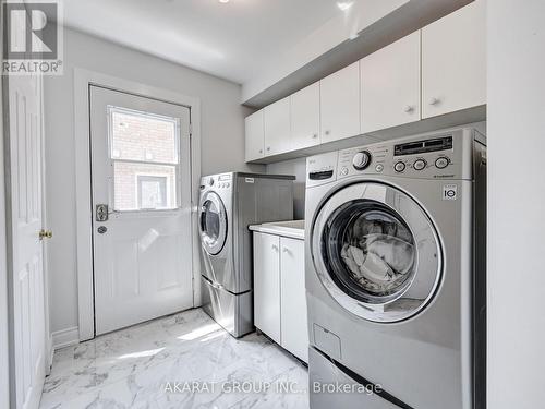 1181 Glenashton Drive, Oakville, ON - Indoor Photo Showing Laundry Room