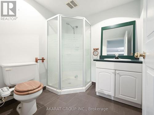 1181 Glenashton Drive, Oakville, ON - Indoor Photo Showing Bathroom