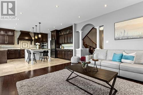 358 Malboeuf Court, Milton, ON - Indoor Photo Showing Living Room