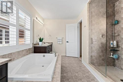 358 Malboeuf Court, Milton, ON - Indoor Photo Showing Bathroom