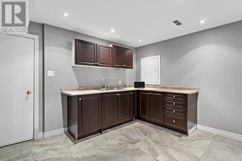 358 Malboeuf Court, Milton, ON - Indoor Photo Showing Kitchen With Double Sink