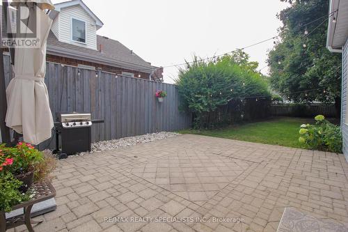 376 Pine Street, Milton, ON - Outdoor