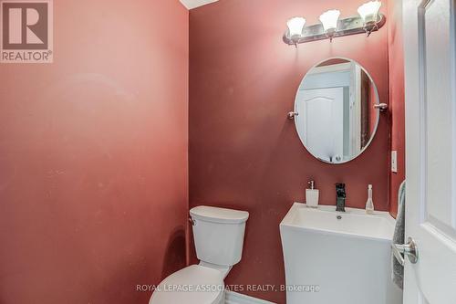 9 Weston Downs Avenue, Toronto, ON - Indoor Photo Showing Bathroom