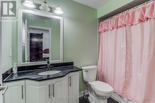 9 Weston Downs Avenue, Toronto, ON - Indoor Photo Showing Bathroom