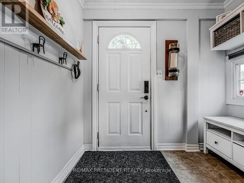 1 Mareve Avenue, Hamilton, ON - Indoor Photo Showing Other Room