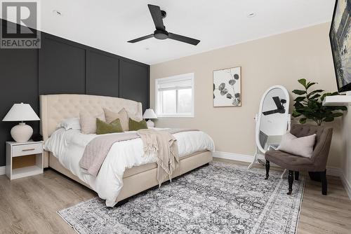 240 Wild Rose Drive, Gravenhurst, ON - Indoor Photo Showing Bedroom