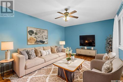 124 2Nd Avenue, Mortlach, SK - Indoor Photo Showing Living Room