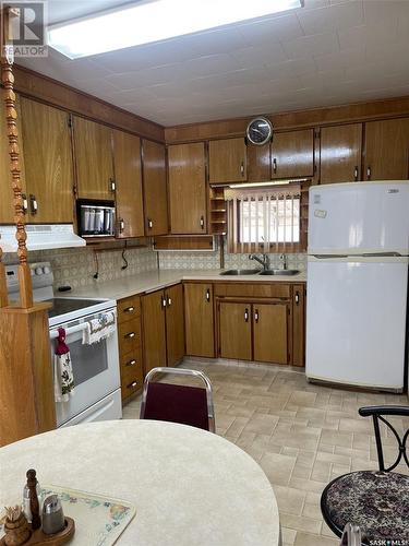 58 Helena Street, Prud'Homme, SK - Indoor Photo Showing Kitchen With Double Sink