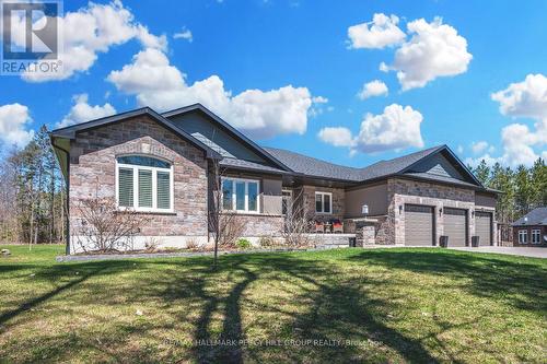 27 Houben Crescent, Oro-Medonte, ON - Outdoor