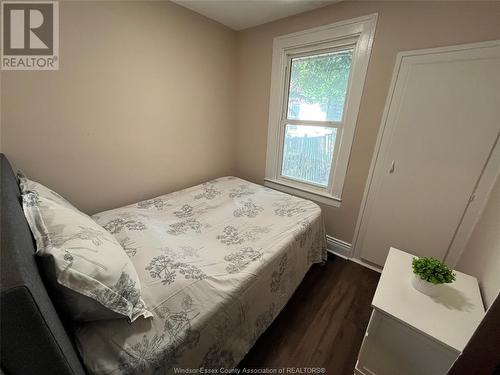 1106 Moy, Windsor, ON - Indoor Photo Showing Bedroom