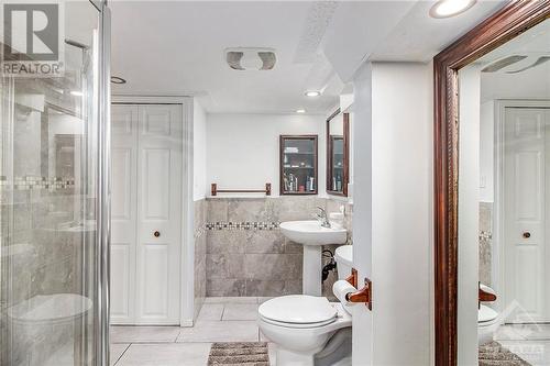 275 Rolling Meadow Crescent, Ottawa, ON - Indoor Photo Showing Bathroom