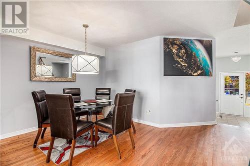 275 Rolling Meadow Crescent, Ottawa, ON - Indoor Photo Showing Dining Room