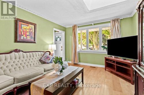 27 Stock Avenue, Toronto, ON - Indoor Photo Showing Living Room