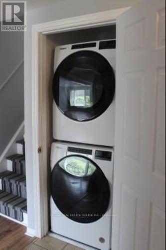 Upper - 62 Amelia Street, Orangeville, ON - Indoor Photo Showing Laundry Room