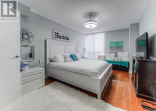 801 - 65 Westmount Road N, Waterloo, ON - Indoor Photo Showing Bedroom