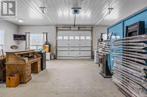 20 Hilltop Court, Kawartha Lakes, ON - Indoor Photo Showing Garage