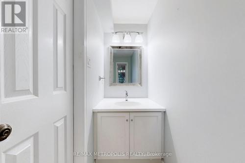 Upper - 109 Doyle Drive, Guelph, ON -  Photo Showing Bathroom