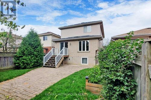 Upper - 109 Doyle Drive, Guelph, ON - Outdoor