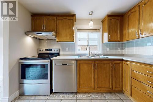 Upper - 109 Doyle Drive, Guelph, ON - Indoor Photo Showing Kitchen With Double Sink