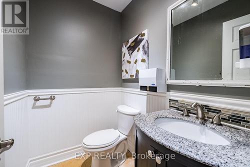 355 Division Street, Cobourg, ON - Indoor Photo Showing Bathroom