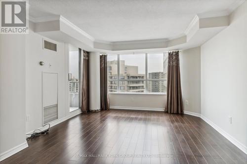 1212 - 11 Townsgate Drive, Vaughan, ON - Indoor Photo Showing Other Room