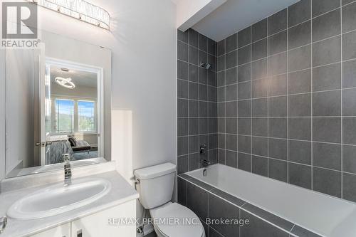 91 Woodgate Pines Drive, Vaughan, ON - Indoor Photo Showing Bathroom