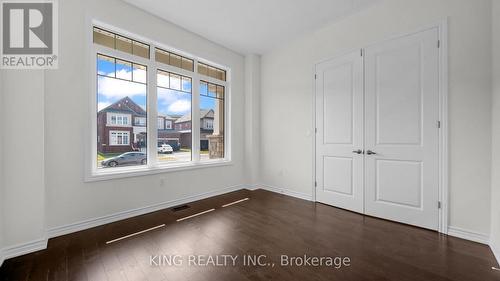 1629 Corsal Court, Innisfil, ON - Indoor Photo Showing Other Room