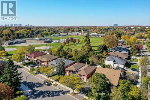 1255 Forestwood Drive, Mississauga, ON 