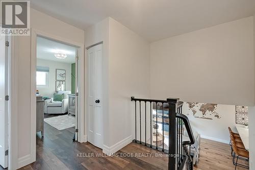 1353 Woodvale Place, Burlington, ON - Indoor Photo Showing Other Room