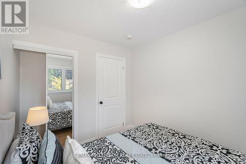 5 Madoc Road, Brampton, ON - Indoor Photo Showing Bedroom