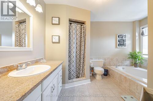 24 Furrows End, Brampton, ON - Indoor Photo Showing Bathroom