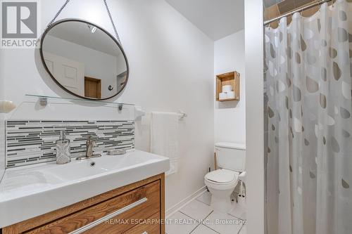 24 Furrows End, Brampton, ON - Indoor Photo Showing Bathroom