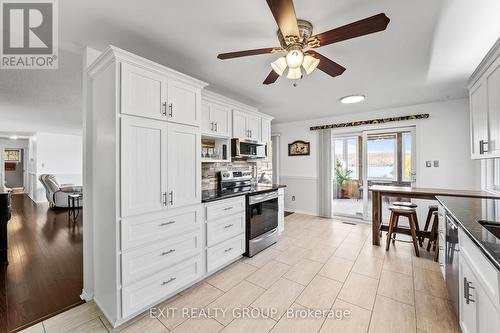 1081 Frankford-Stirling Road, Quinte West, ON - Indoor Photo Showing Kitchen With Upgraded Kitchen