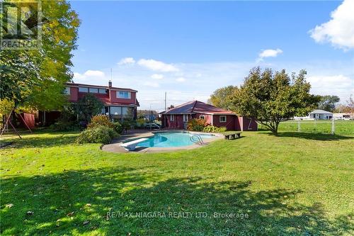 287 Read Road, Niagara-On-The-Lake, ON - Outdoor With In Ground Pool With Backyard