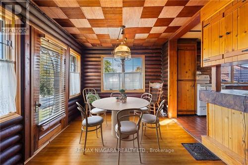 287 Read Road, Niagara-On-The-Lake, ON - Indoor Photo Showing Dining Room