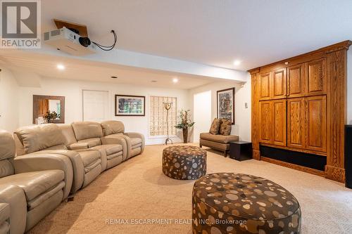 64 Nelson Street, Hamilton, ON - Indoor Photo Showing Living Room