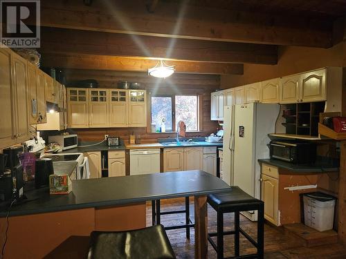 1050 Hot Springs Road Lot# 1, Nakusp, BC - Indoor