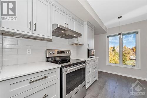 134 Edwards Street Unit#201, Rockland, ON - Indoor Photo Showing Kitchen