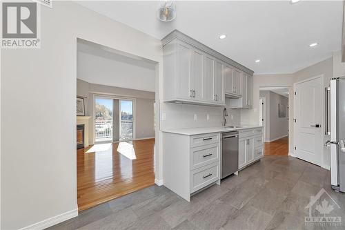 134 Edwards Street Unit#201, Rockland, ON - Indoor Photo Showing Kitchen