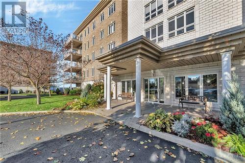 134 Edwards Street Unit#201, Rockland, ON - Outdoor